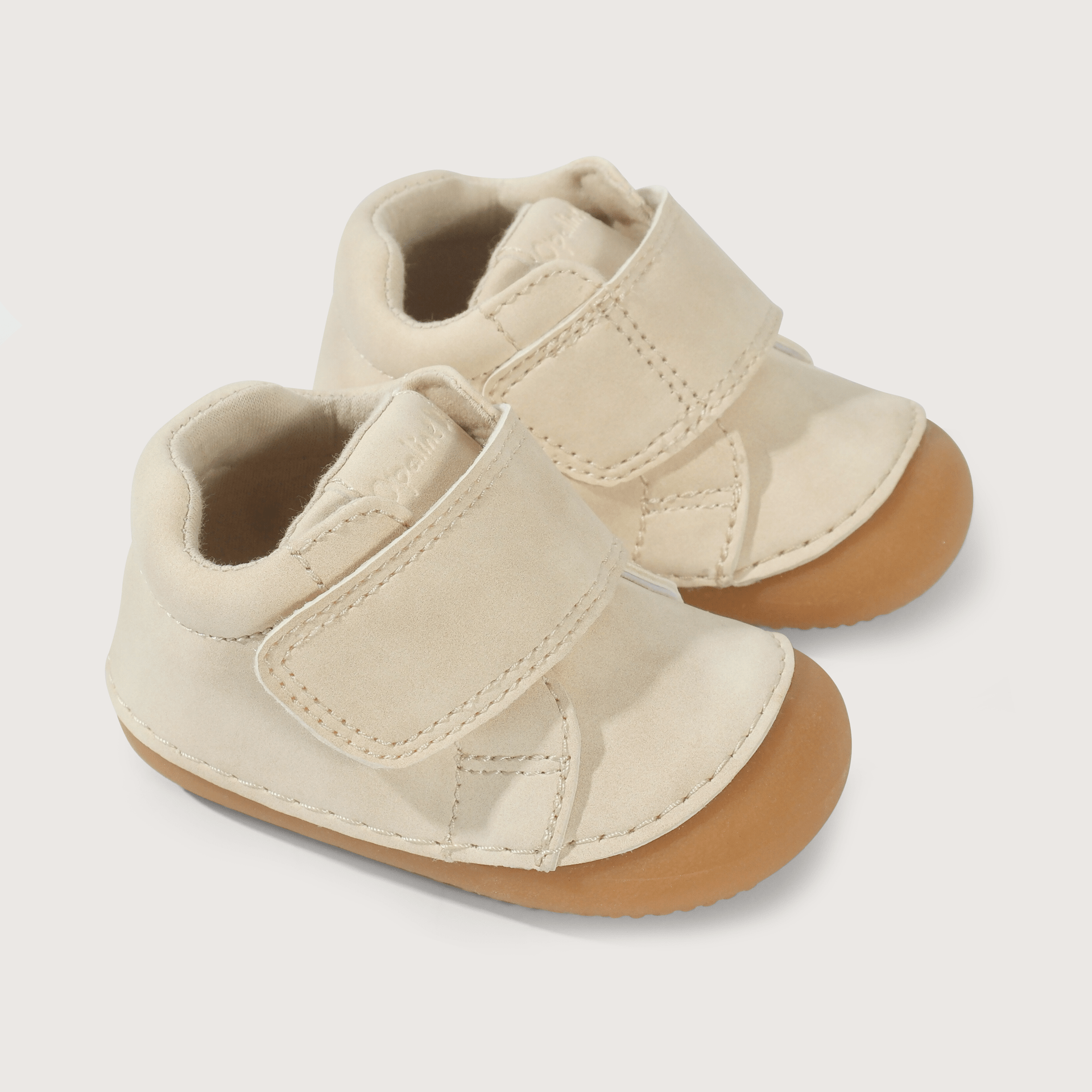 Zapato para niña color beige, para vestir